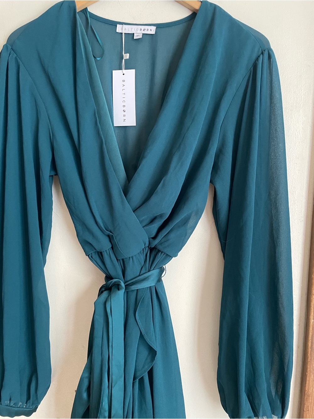 Baltic Born Evangeline Long Sleeve High Low Chiffon Dress Teal - Picture 3 of 13
